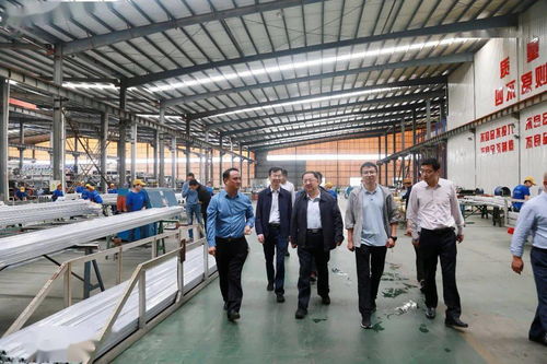 有研集團(tuán)客商來我縣考察調(diào)研建材門窗研發(fā)與防腐材料銷售工作